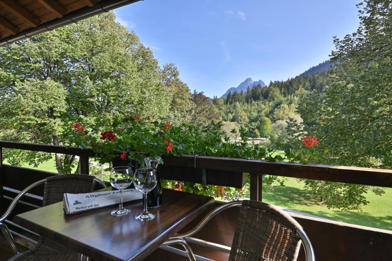 Hotel Ruchti - Zeit Fuer Mich ฟุสเซ่น ภายนอก รูปภาพ
