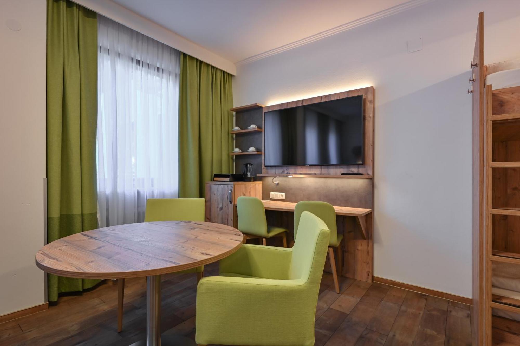 Hotel Ruchti - Zeit Fuer Mich ฟุสเซ่น ภายนอก รูปภาพ