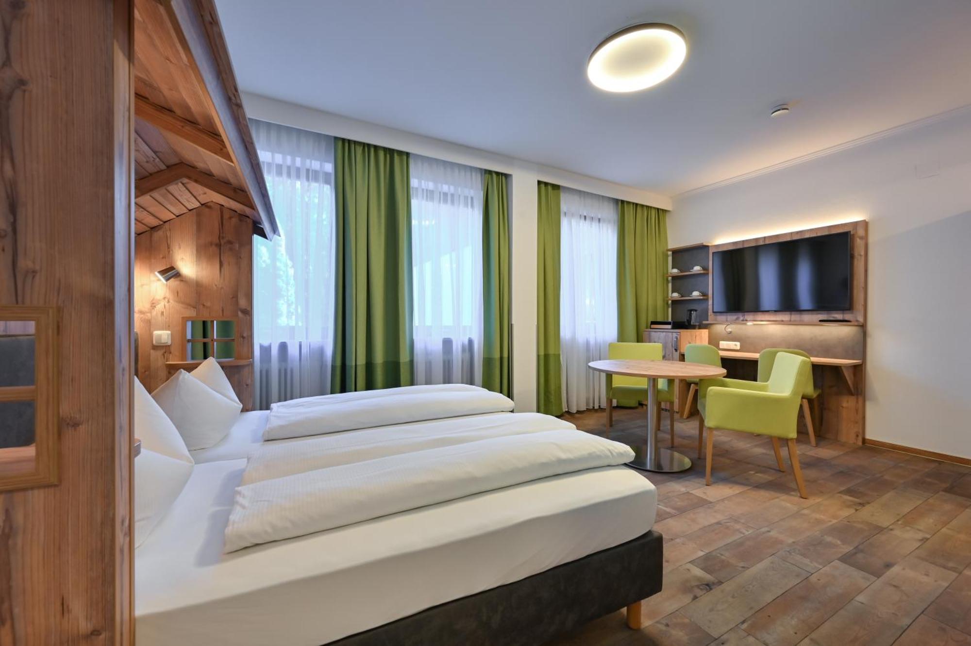 Hotel Ruchti - Zeit Fuer Mich ฟุสเซ่น ภายนอก รูปภาพ
